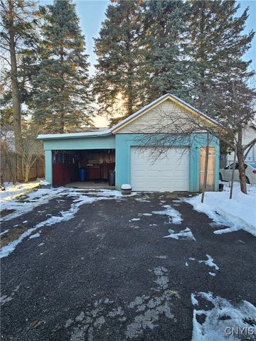 809 Mulberry Street, Utica, NY 13502