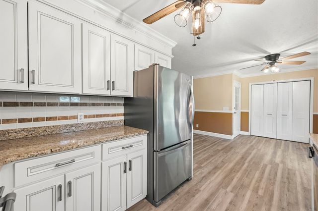 407 Luttie Rd., Myrtle Beach, SC 29588
