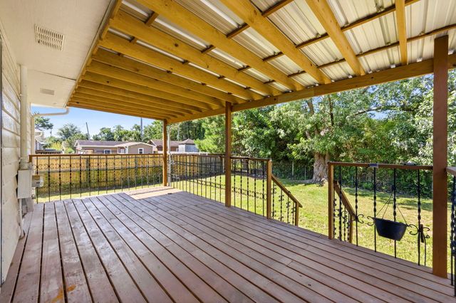 407 Luttie Rd., Myrtle Beach, SC 29588