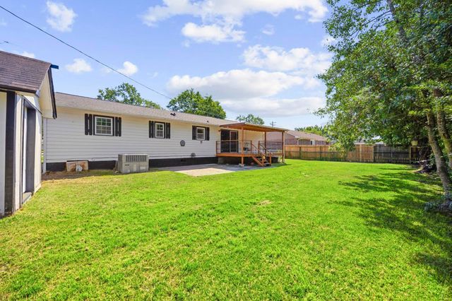 407 Luttie Rd., Myrtle Beach, SC 29588