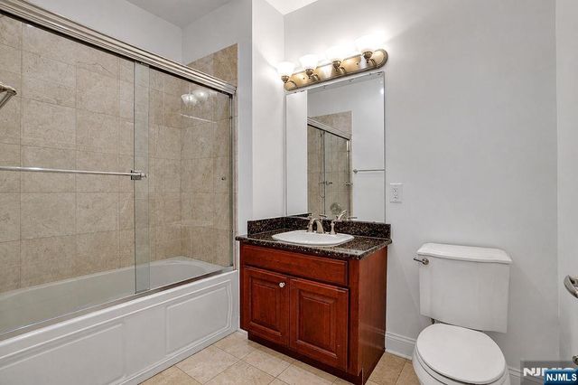 20 Ave At Port Imperial 212, West New York, NJ 07093