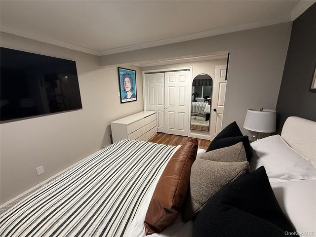 547 Middle Street, North Babylon, NY 11703