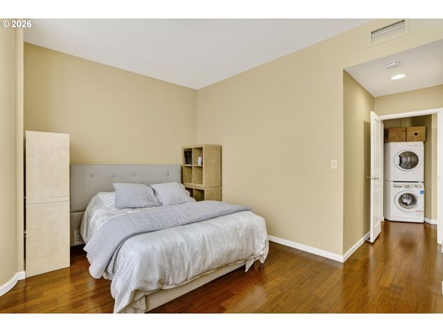 1500 Sw 5TH Ave, Portland, OR 97201