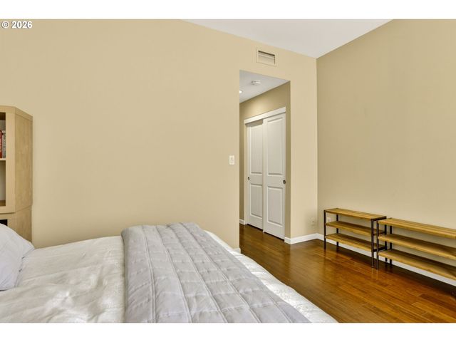 1500 Sw 5TH Ave, Portland, OR 97201