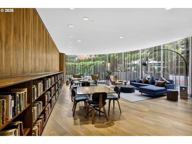 1500 Sw 5TH Ave, Portland, OR 97201