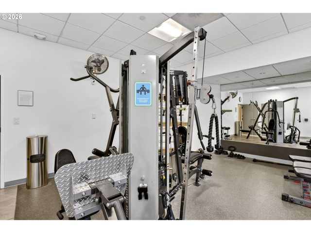 1500 Sw 5TH Ave, Portland, OR 97201