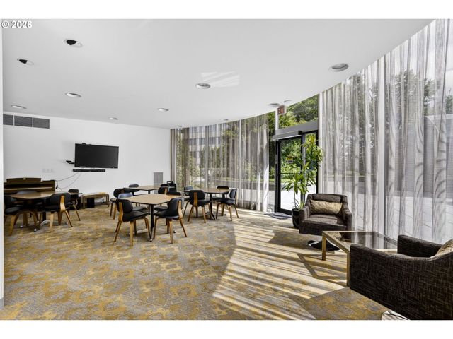 1500 Sw 5TH Ave, Portland, OR 97201