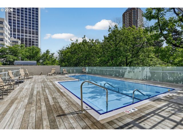 1500 Sw 5TH Ave, Portland, OR 97201