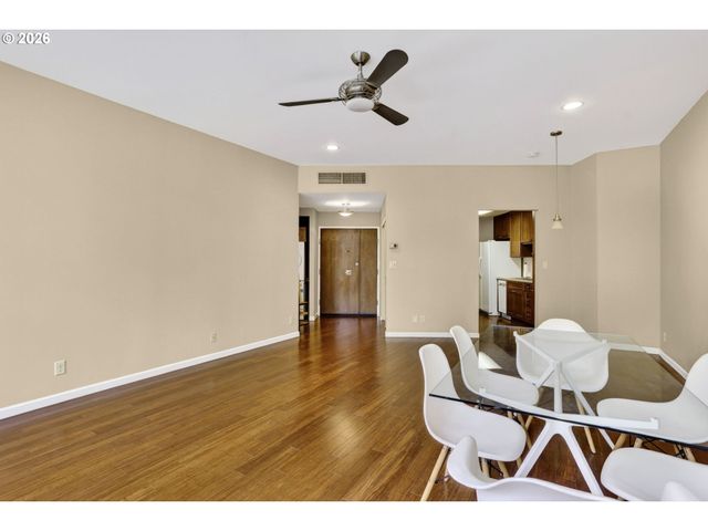 1500 Sw 5TH Ave, Portland, OR 97201