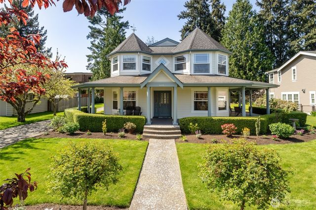 645 18th Avenue W, Kirkland, WA 98033