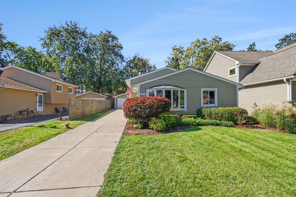 3S530 Melcher Avenue, Warrenville, IL 60555 — exterior