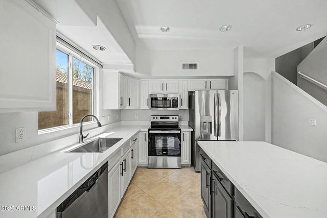 18835 N 16TH Place, Phoenix, AZ 85024