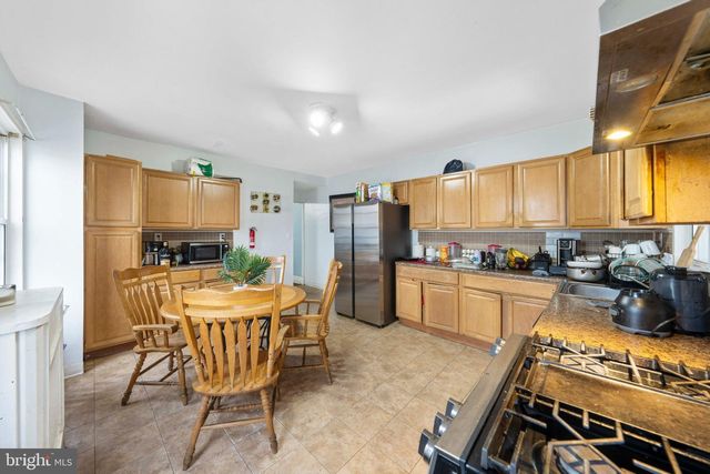27 MARSHALL AVE, Hamilton, NJ 08610