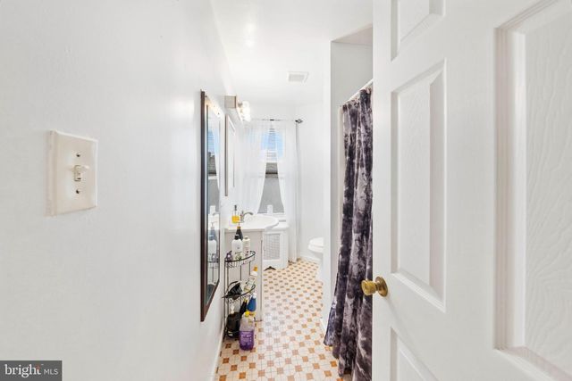 27 MARSHALL AVE, Hamilton, NJ 08610