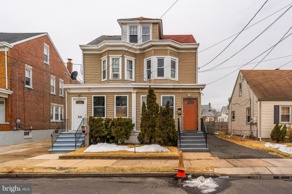 27 MARSHALL AVE, Hamilton, NJ 08610