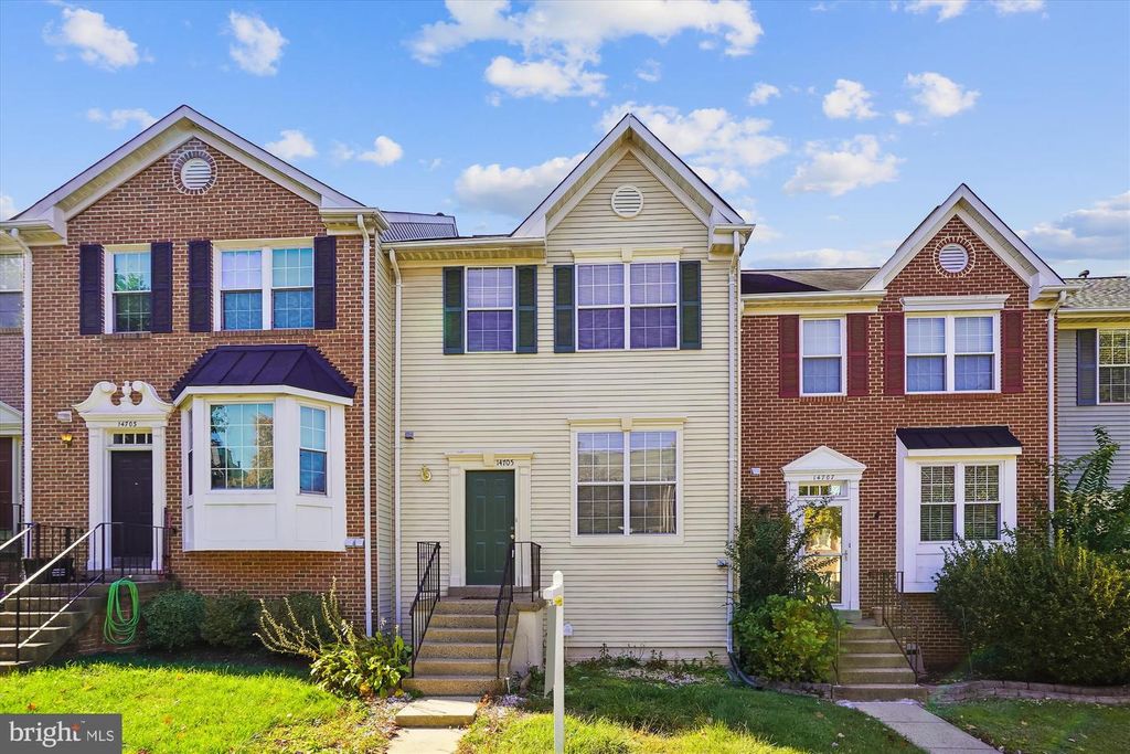 14705 FLOWER HILL DR, Centreville, VA 20120