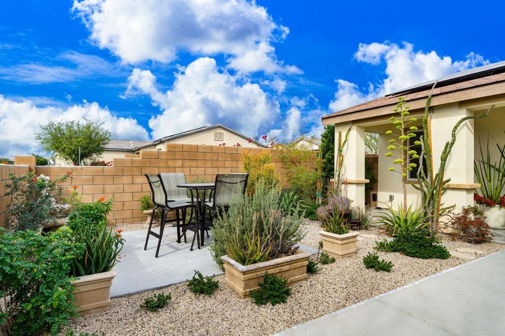 Image 5 of property listing at 66258 N Agua Dulce Drive, Desert Hot Springs, CA 92240