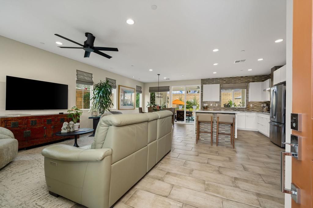 Image 6 of property listing at 66258 N Agua Dulce Drive, Desert Hot Springs, CA 92240