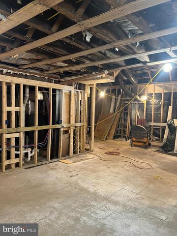 111 E MARKET ST, Williamstown, PA 17098