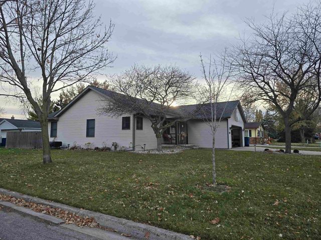 910 E Murphy Street, Bay City, MI 48706