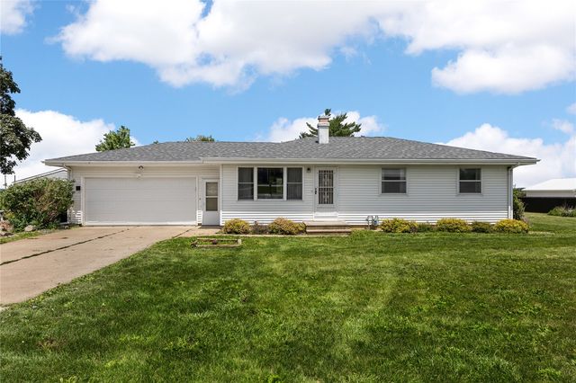 7800 Wieneke Circle, Cedar Rapids, IA 52404