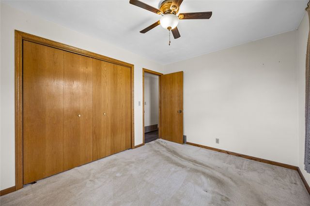 7800 Wieneke Circle, Cedar Rapids, IA 52404