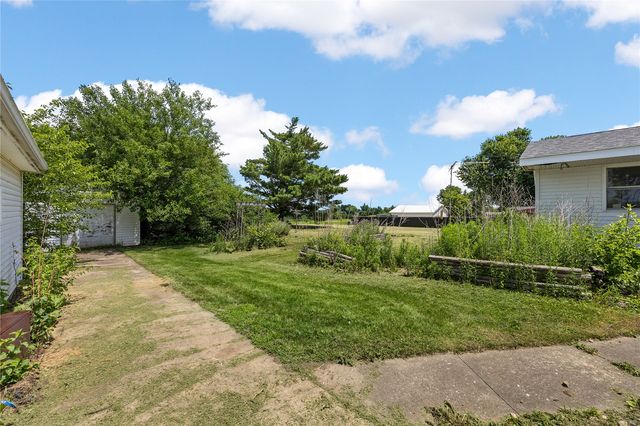 7800 Wieneke Circle, Cedar Rapids, IA 52404