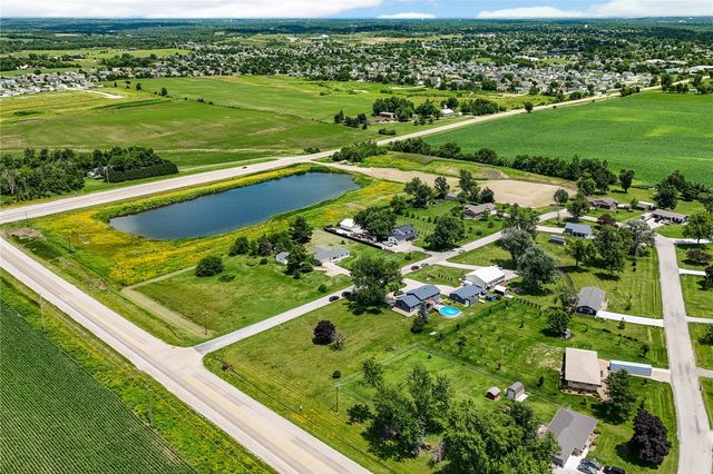 7800 Wieneke Circle, Cedar Rapids, IA 52404