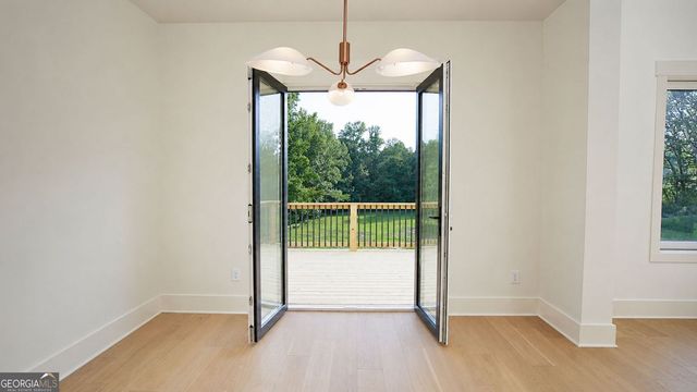 6214 Blackjack Rd, Flowery Branch, GA 30542
