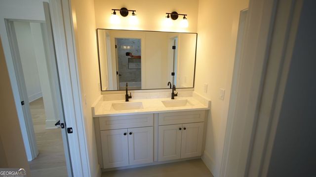 6214 Blackjack Rd, Flowery Branch, GA 30542