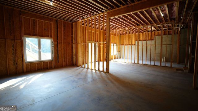 6214 Blackjack Rd, Flowery Branch, GA 30542