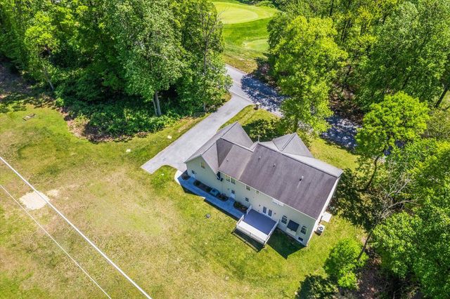 304 IRON VALLEY DR, Lebanon, PA 17042