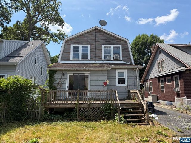 45 Leroy Place, Ridgewood, NJ 07450