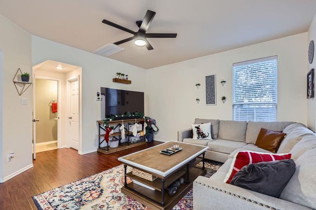 10205 Garbacz DR 210, Austin, TX 78748