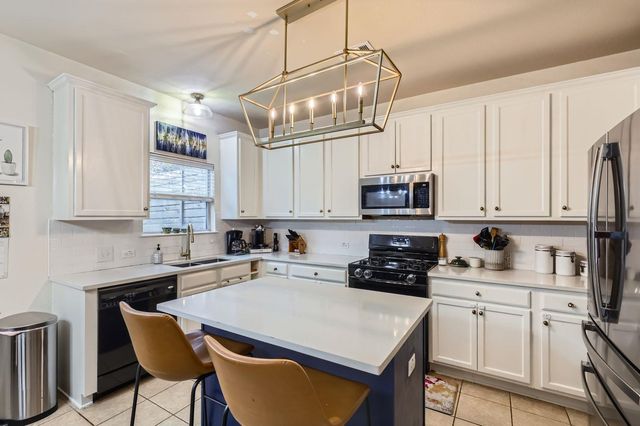 10205 Garbacz DR 210, Austin, TX 78748