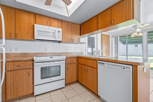 11525 FOREST RUN COURT, Port Richey, FL 34668