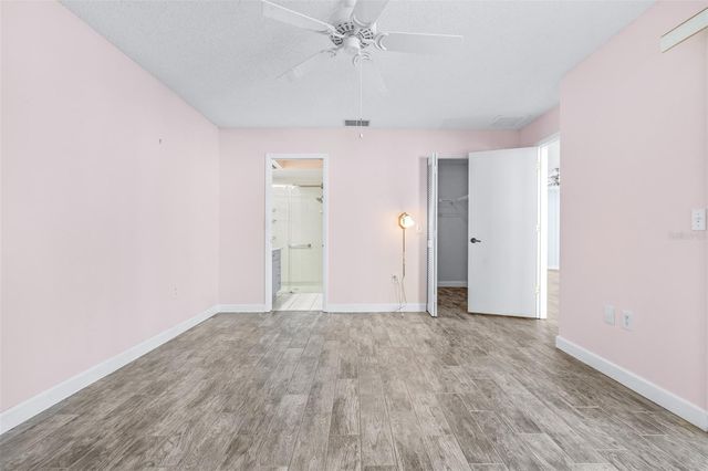 11525 FOREST RUN COURT, Port Richey, FL 34668