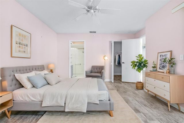 11525 FOREST RUN COURT, Port Richey, FL 34668