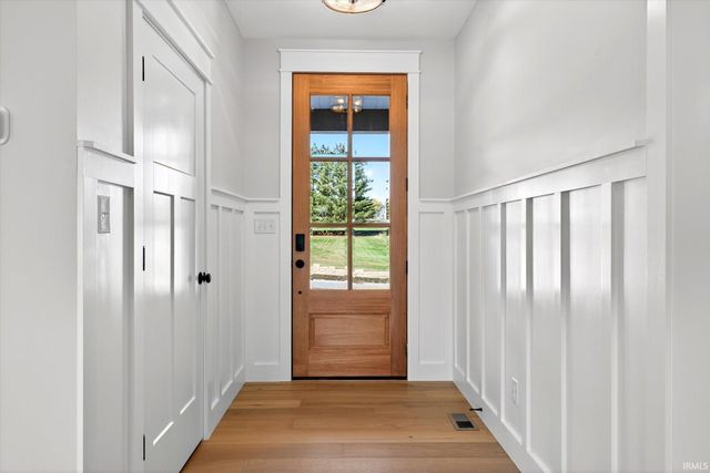 724 E Crestline Drive, Bloomington, IN 47401