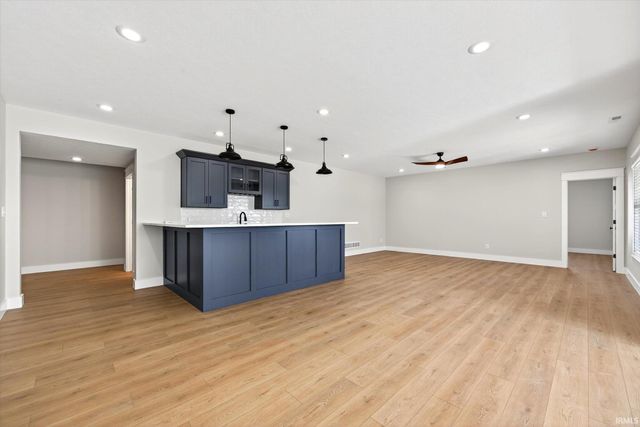 724 E Crestline Drive, Bloomington, IN 47401