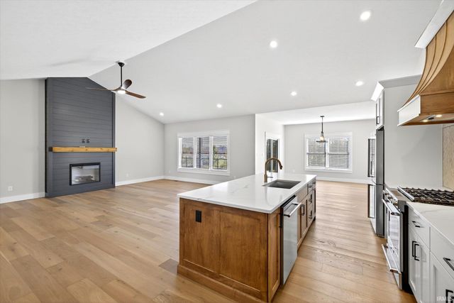 724 E Crestline Drive, Bloomington, IN 47401