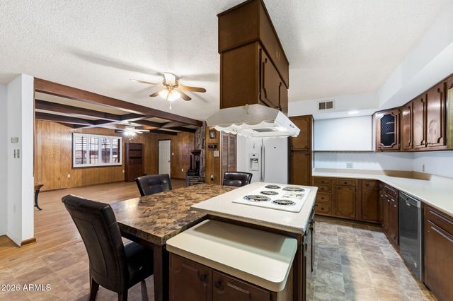 2225 E Foothill Street, Apache Junction, AZ 85119