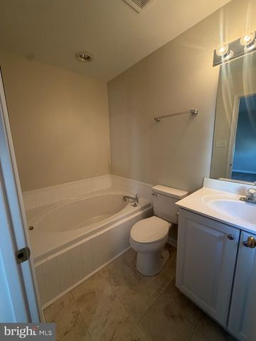 101 COLTS NECK DRIVE, Sicklerville, NJ 08081