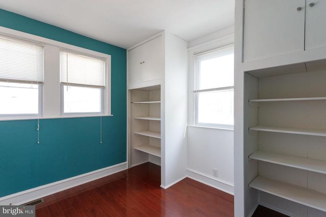 1213 FRIENDSHIP ST, Philadelphia, PA 19111