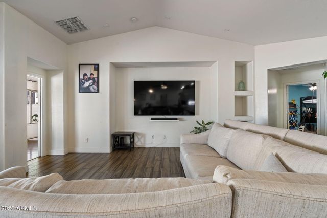 9578 W KINGMAN Street, Tolleson, AZ 85353