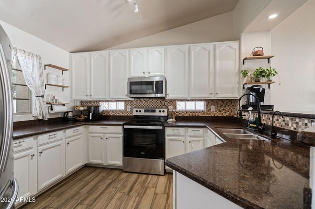 9578 W KINGMAN Street, Tolleson, AZ 85353