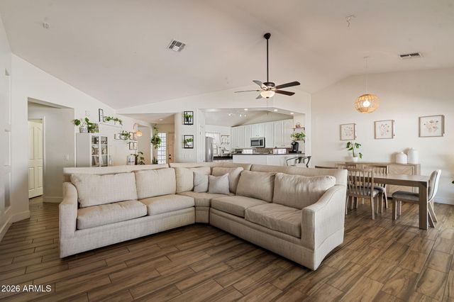 9578 W KINGMAN Street, Tolleson, AZ 85353