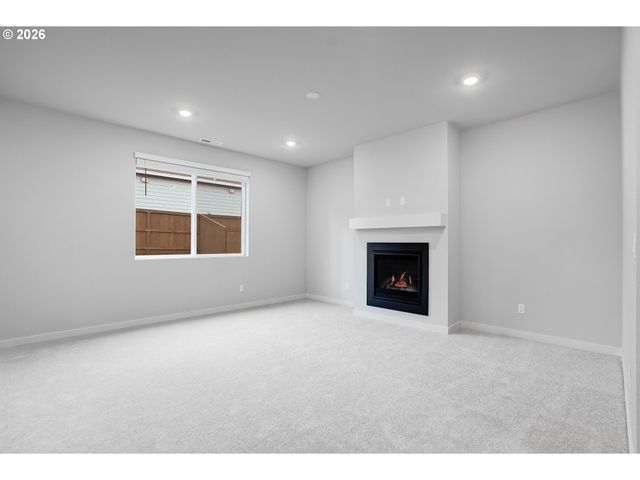 33374 Sw Rokin Way, Scappoose, OR 97056