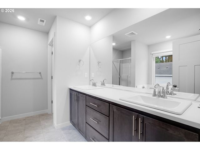 33374 Sw Rokin Way, Scappoose, OR 97056