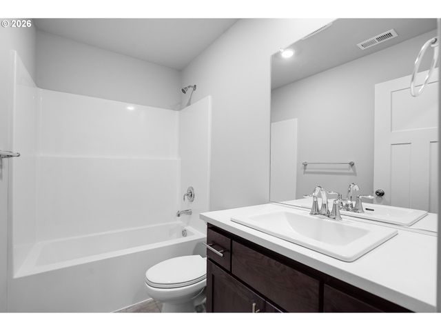 33374 Sw Rokin Way, Scappoose, OR 97056